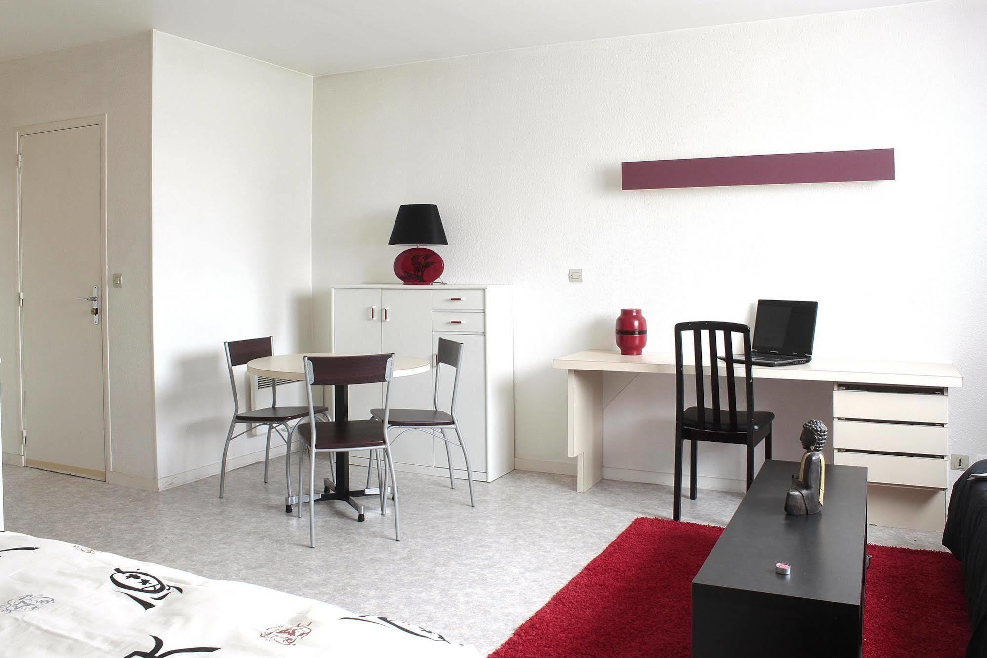 Residence Les Temporis Bretteville Sur Odon Exterior photo